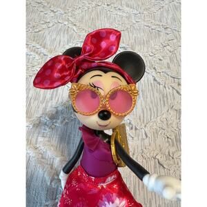 Minnie Mouse Oh So Chic Premium Fashion Doll Interactive Toy
